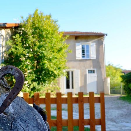Le Gite Des Sureaux Rarécourt Eksteriør billede